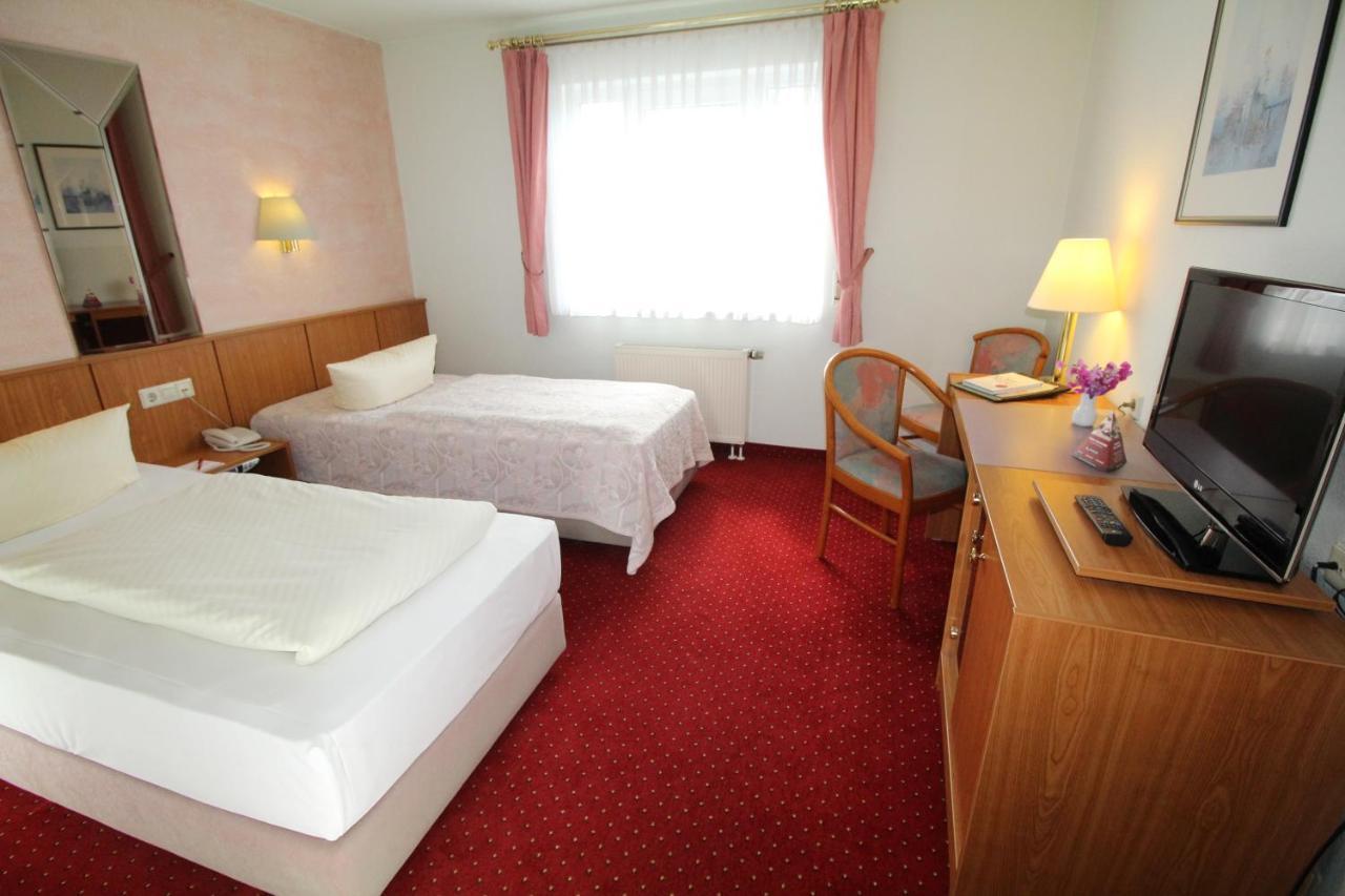 Hotel Weisser Schwan Ерфурт Екстер'єр фото
