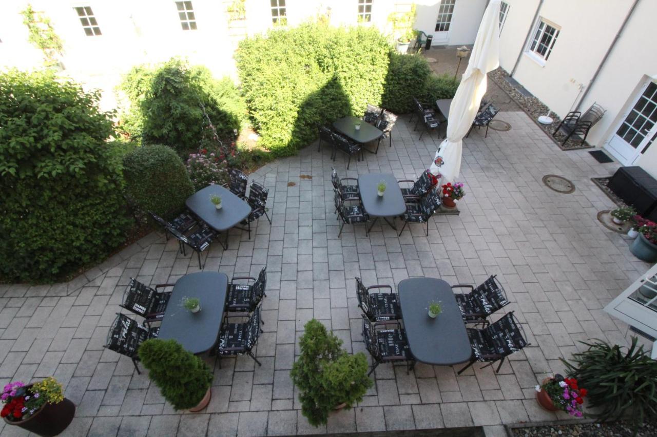 Hotel Weisser Schwan Ерфурт Екстер'єр фото